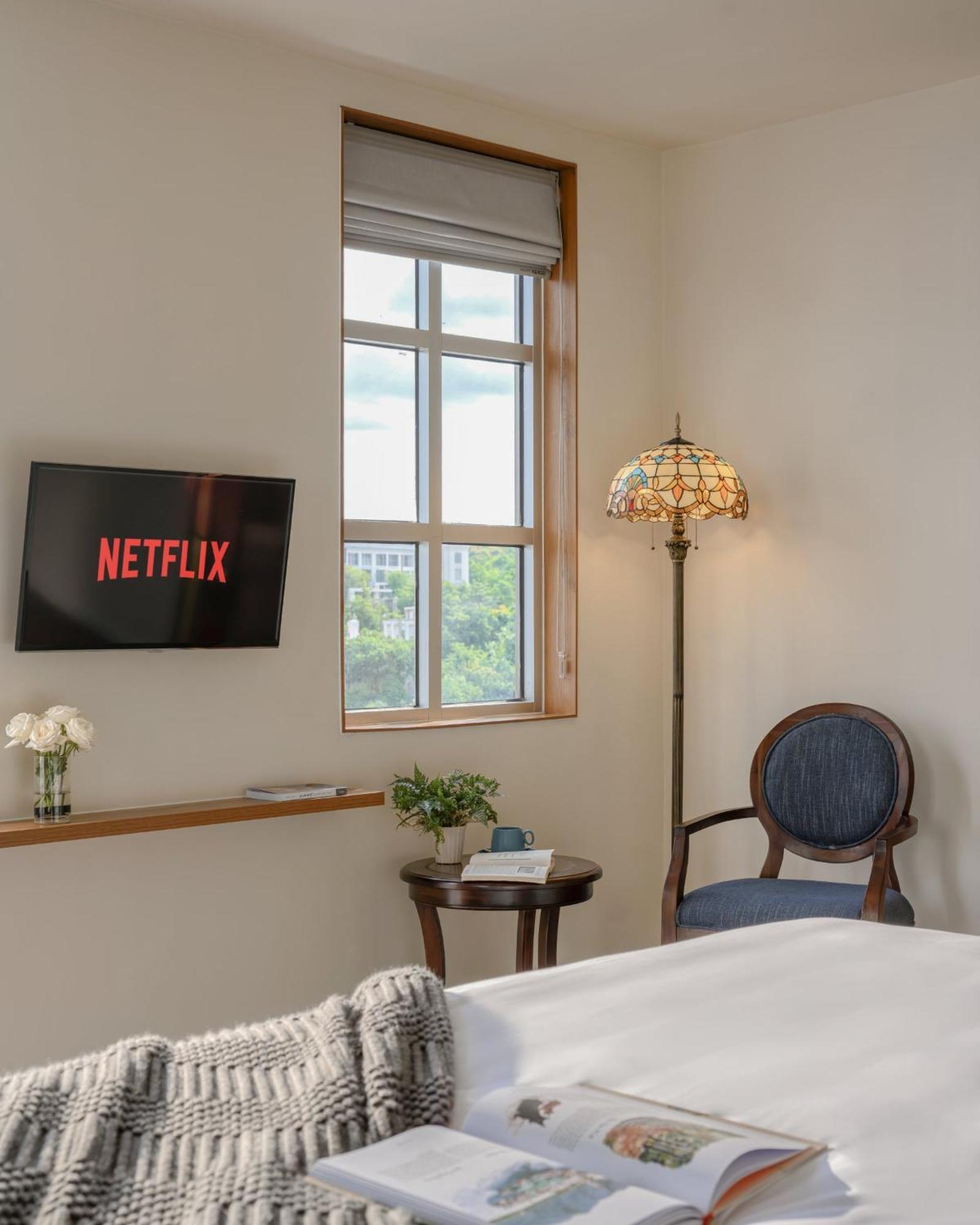 M Village Hotel Tao Dan Park Хошимин Экстерьер фото