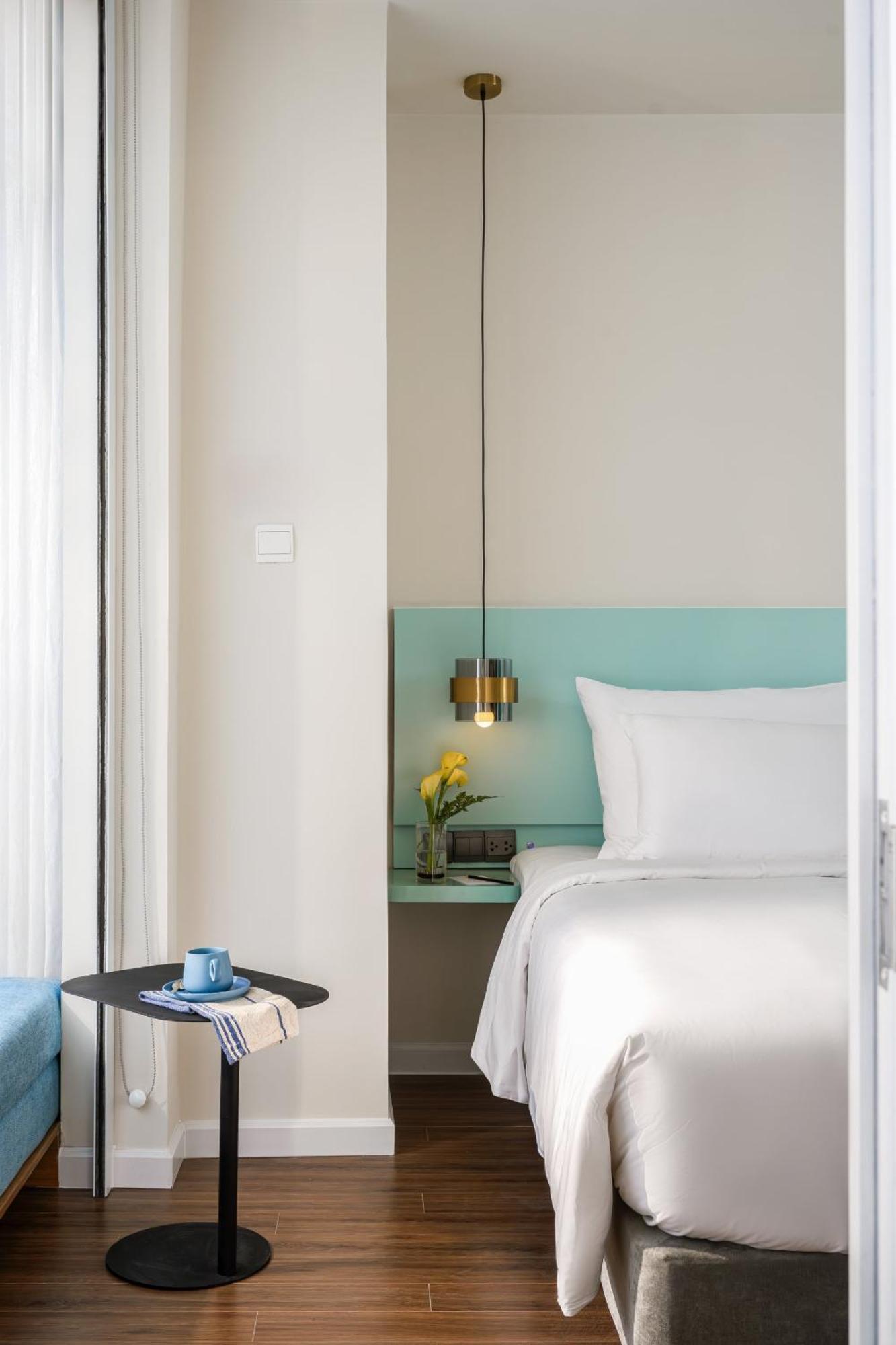 M Village Hotel Tao Dan Park Хошимин Экстерьер фото