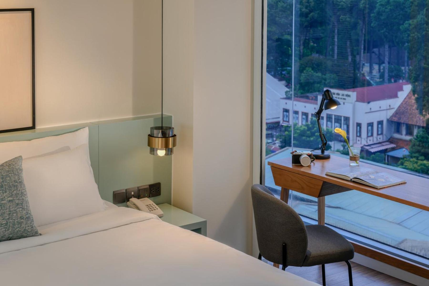 M Village Hotel Tao Dan Park Хошимин Экстерьер фото